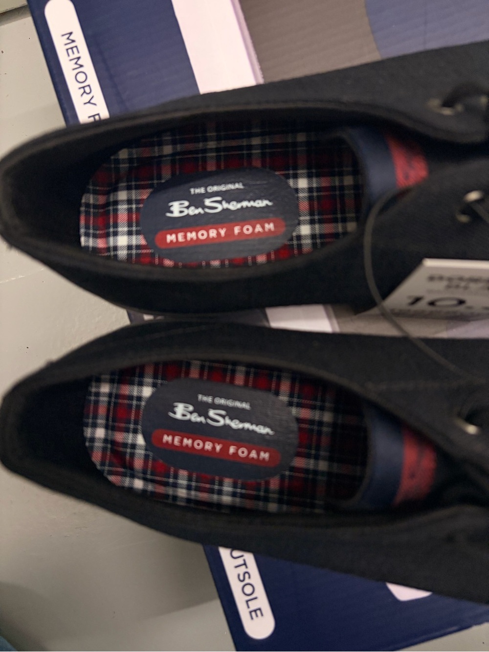Ben Sherman Black Low-Top Canvas Sneakers - Picture 4 of 8